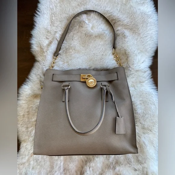 Michael Kors Hamilton Saffiano leather large tote - Picture 4 of 10